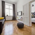 City Vibes By Mb Apartments *